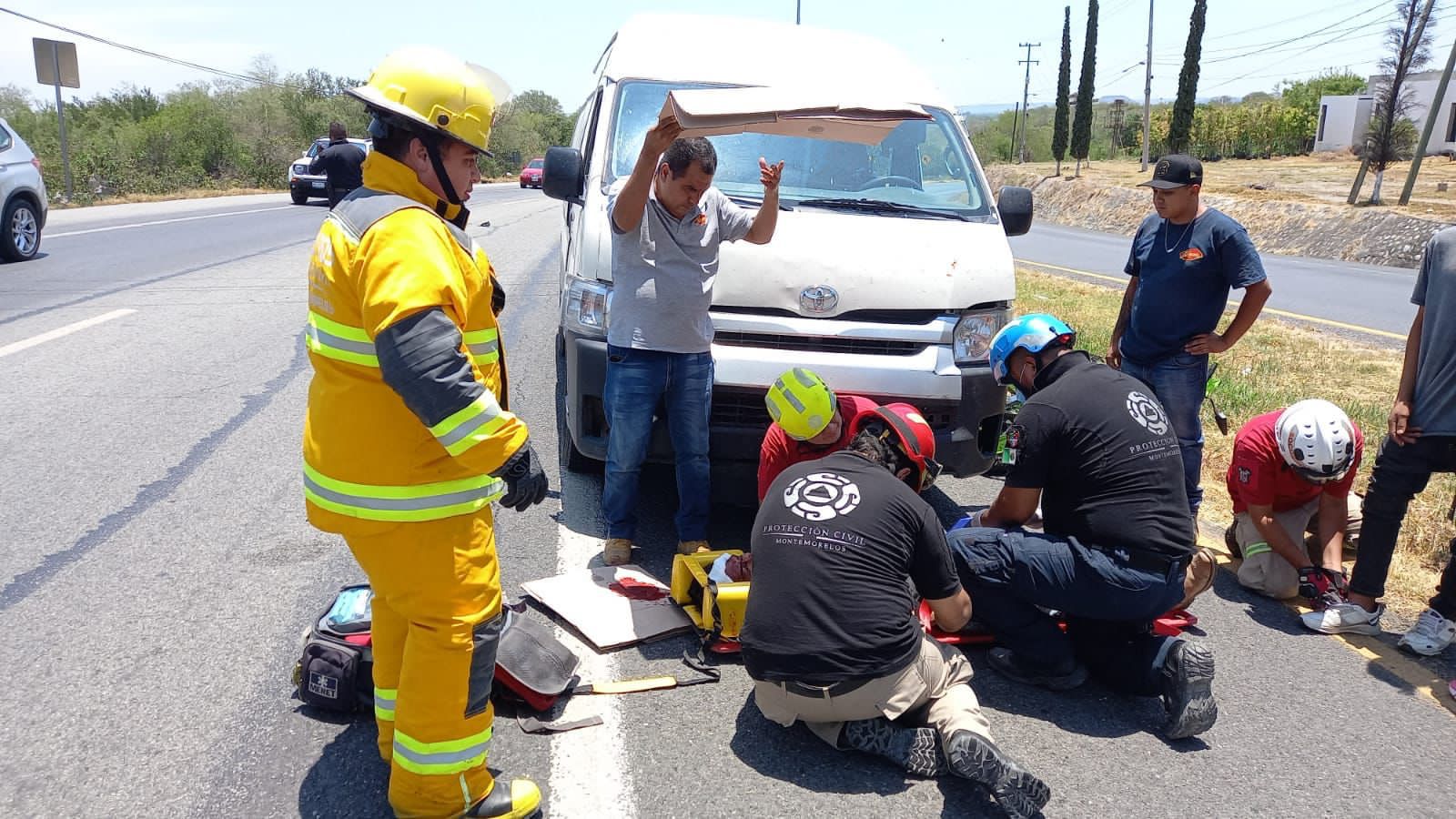 ACCIDENTE VIAL EN MONTEMORELOS CON PERSONAS LESIONADAS Punto X Punto