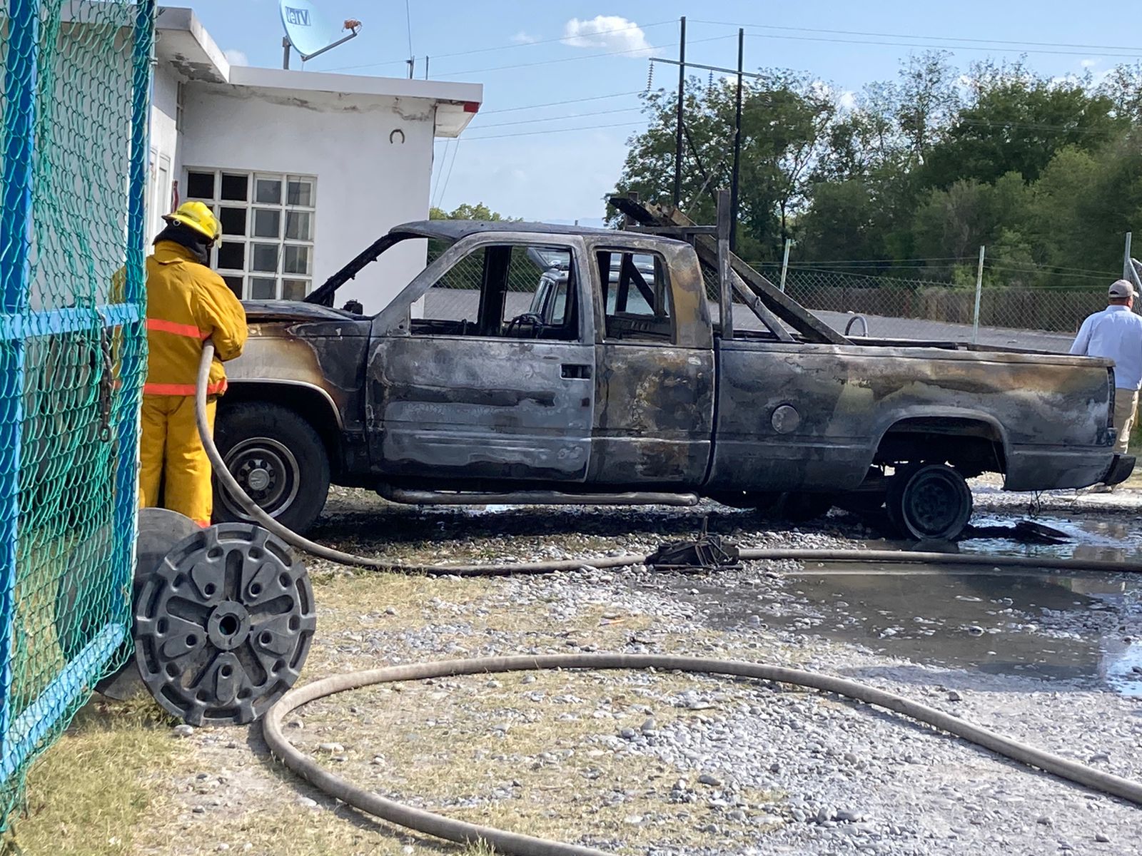 Fuego En Gasera Hilda De Camachito Persona Resulta Lesionado Punto