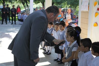 Programa Alcalde en tu Escuelas estuvo en el Jardín de Niños “Capitán Alonso de León”