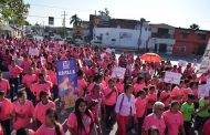 Realiza DIF marcha para conmemorar Día Mundial de la Lucha Contra el Cáncer de Mama