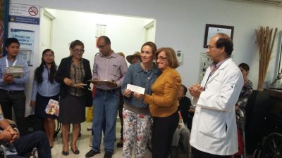 Benefician a 43 personas con campaña de cirugía de cataratas