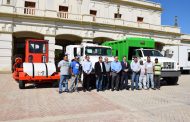 Entrega Javier Treviño  camión recolector de basura y barredoras a Servicios Públicos Básicos