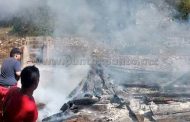 INCENDIO EN QUINTA DE SANTIAGO MOVILIZA A PROTECCIÓN CIVIL Y BOMBEROS.