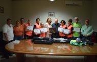 Entrega Javier Treviño reconocimientos a Campeonas Estatales de pelota tarasca