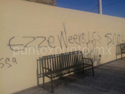 DAÑAN ÁREAS DEL FORO QUE FUERON REHABILITADAS EN LA SANTA CRUZ DE ALLENDE.