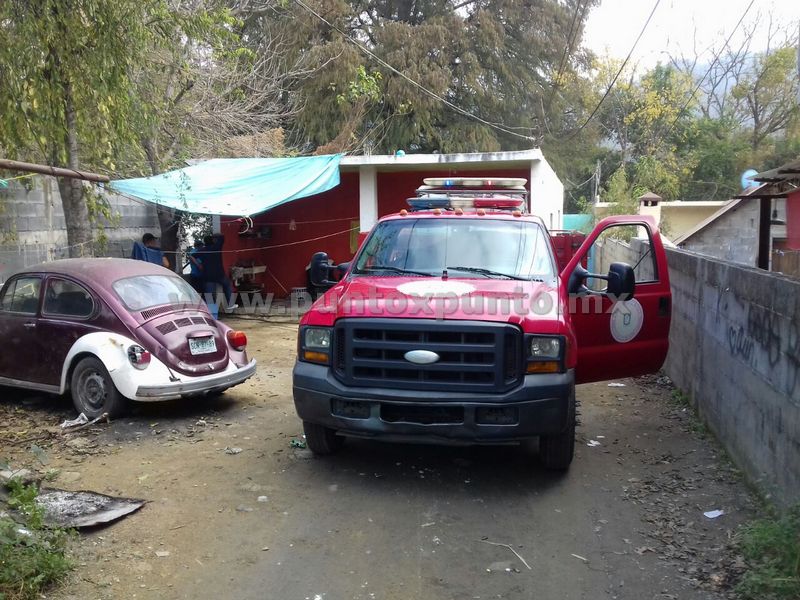 EXPLOSIÓN EN BOILER PROVOCA INCENDIO EN VIVIENDA EN SANTIAGO.