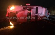 CHOQUE DE DOS TRAILERS EN CARRETERA NACIONAL, REPORTAN HERIDOS.