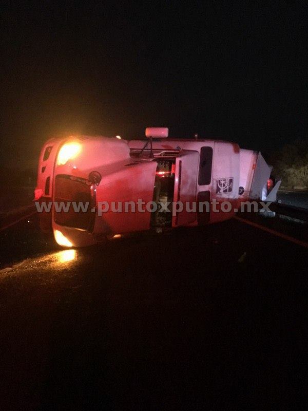 CHOQUE DE DOS TRAILERS EN CARRETERA NACIONAL, REPORTAN HERIDOS.