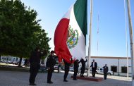 Festejan Autoridades Municipales Día de la Bandera