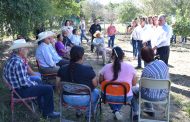 Visita Javier Treviño Comunidad Los Cuates