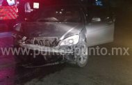 ESTRELLA SU MERCEDES Y SALE LESIONADO