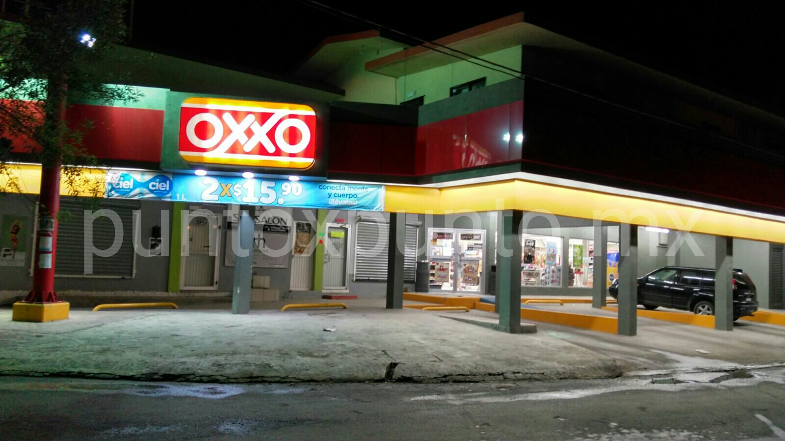 ASALTAN OXXO, POLICÍA MONTA DISPOSITIVO PARA BUSCAR A LADRON