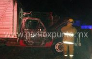 INCENDIO DE CAMIONETA MOVILIZA A PROTECCIÓN CIVIL DE MMORELOS