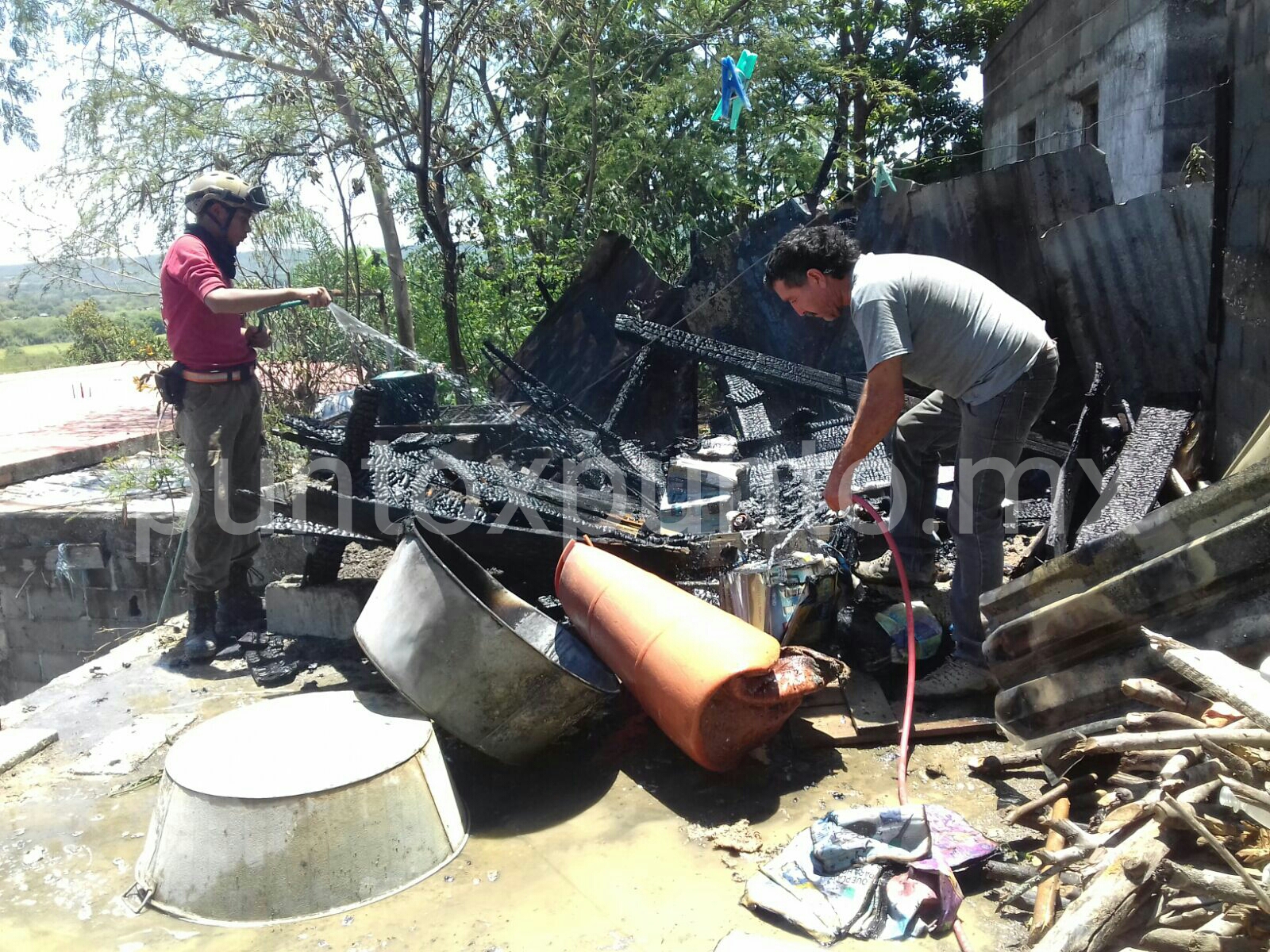 INCENDIO EN UNA VIVIENDA MOVILIZA A PROTECCIÓN CIVIL DE MMORELOS.