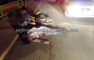 CONDUCTOR DE MOTO RESULTA HERIDO Y ACOMPAÑANTE EN CHOQUE CONTRA UN TAXI, EN MMORELOS.