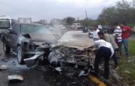 PERSONA PRENSADA EN FUERTE CHOQUE EN CARRETERA NACIONAL EN CANOAS.