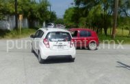 CHOQUE ENTRE DOS VEHÍCULOS EN CALLES AL NORTE DE MMORELOS.