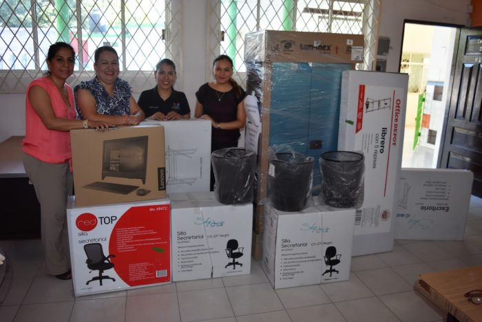 Equipan con mobiliario a oficinas del Instituto de la Mujer Municipal