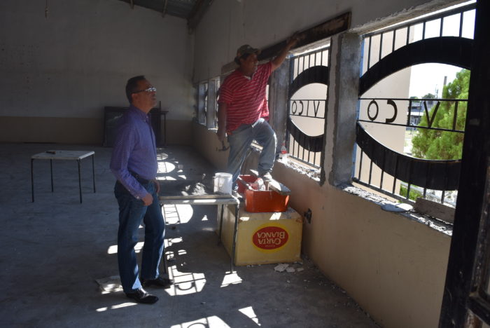 Supervisan obra de Rehabilitación del Centro Cívico