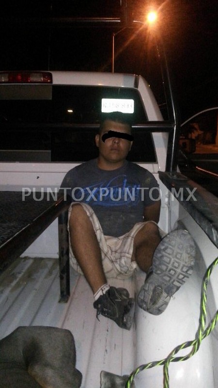 ALTERABAN EL ORDEN EN CAMIONETA, POLICIA LOS DETIENE Y SON DETENIDOS POR ROBO DE VEHÍCULO.