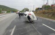 VOLCADURA EN CARRETERA NACIONAL EN SANTIAGO RESULTA CHOFER HERIDO.