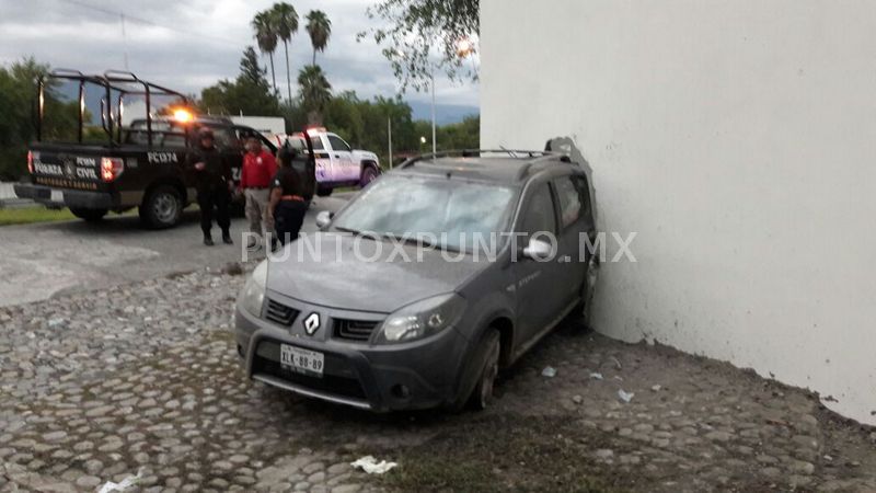 MUJER EMBARAZADA RESULTA HERIDA, EN CHOQUE REGISTRADO EN CARRETERA NACIONAL.