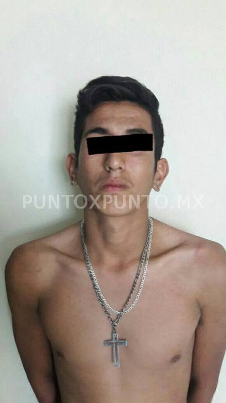 LE ENCUENTRAN MARIHUANA, ES DETENIDO Y CONSIGNADO POR LA POLICÍA DE ALLENDE.