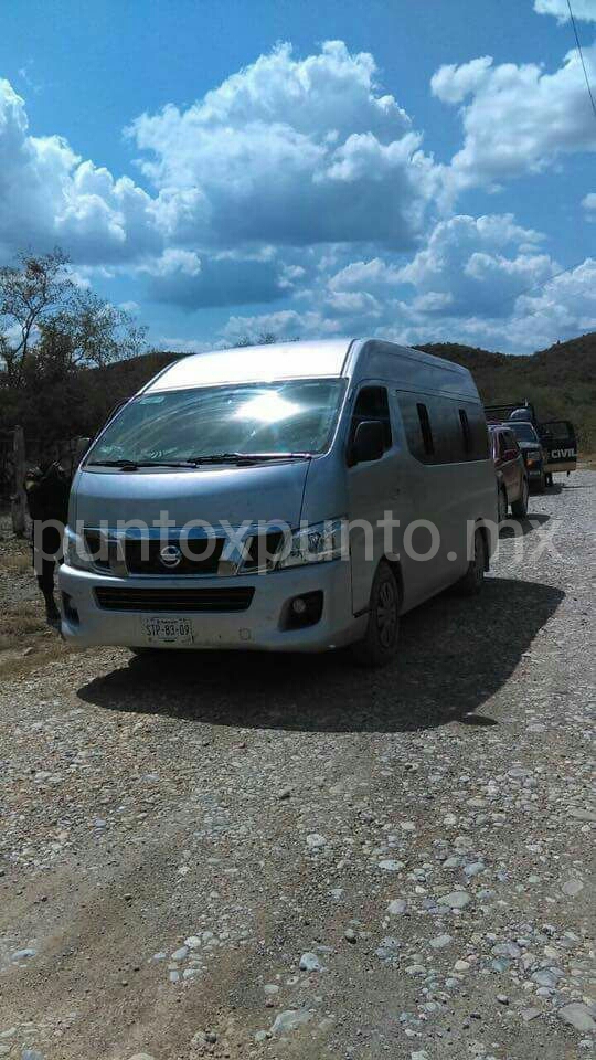 RETIENE FUERZA CIVIL 24 INDOCUMENTADOS Y TRES POLLEROS EN LINARES.