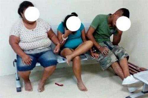 DETIENEN A TRES CON DROGA, EN MOVILIZACION PARA ARRESTARLOS, PATRULLA CHOCA, RESULTANDO POLICIAS HERIDOS.