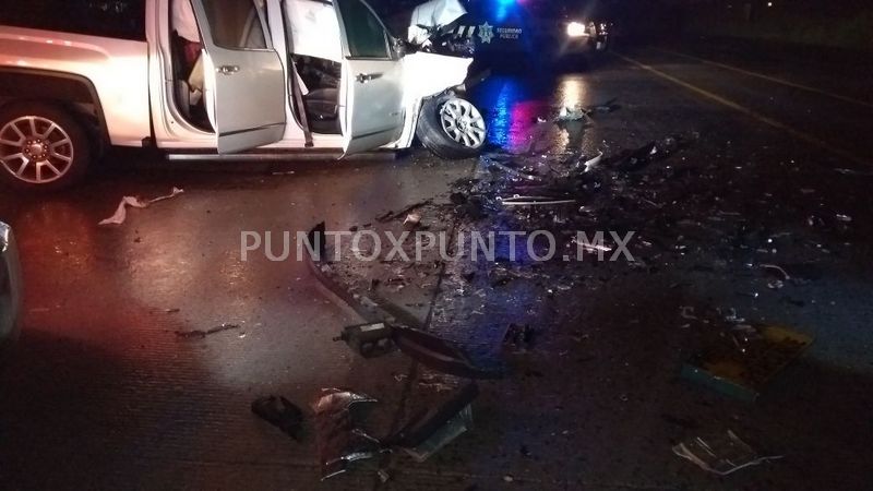 DOS PERSONAS HERIDAS EN CHOQUE ESTA MADRUGADA EN ALLENDE.