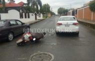 CHOQUE ENTRE UN AUTO Y UNA MOTOCICLETA EN ALLENDE CONDUCTOR RESULTE HERIDO.