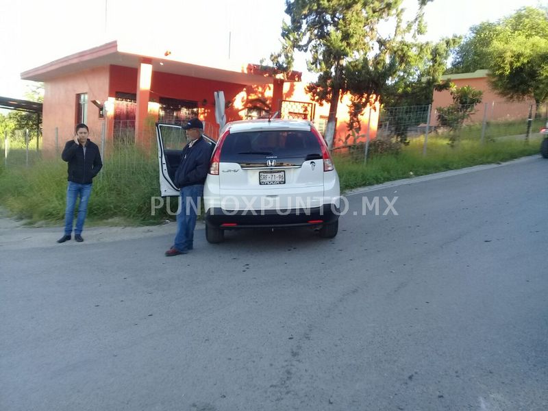 CHOQUE ENTRE DOS VEHÍCULOS EN ALLENDE, REPORTAN DAÑOS Y UNA PERSONA LESIONADA.