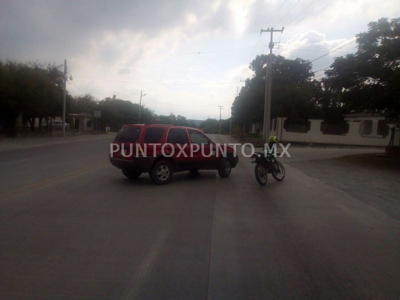 CONDUCTOR DE MOTOCICLETA RESULTA HERIDO EN CHOQUE CONTRA CAMIONETA EN ALLENDE.