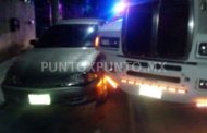 CHOQUE POR ALCANCE ENTRE TRÁILER Y UN AUTOMOVIL EN ALLENDE, REPORTAN DAÑOS.