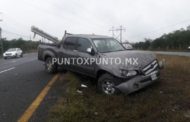 VOLCADURA EN CARRETERA NACIONAL, REPORTAN DOS PERSONAS LESIONADAS.