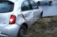 DERRAPA EN CARRETERA NACIONAL EN SANTIAGO, REPORTAN DAÑOS MATERIALES.