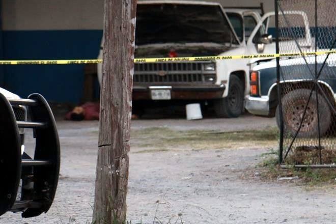 IDENTIFICAN A UNO DE LOS TRES EJECUTADOS EN CADEREYTA, ERA DUEÑO DE UN NEGOCIO AUTO LAVADO.