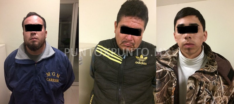 DETIENEN A TRES EN PERSECUCIÓN EN MMORELOS, LES ENCUENTRAN DROGA Y ARMA DE USO EXCLUSIVO DEL EJERCITO.