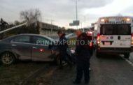 CONDUCTOR PIERDE EL CONTROL Y SE ESTRELLA CON UNA LUMINARIA EN CARRETERA NACIONAL.