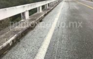 CIERRAN CARRETERA LINARES GALEANA POR PUENTES CONGELADOS.