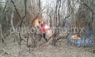 INCENDIO MOVILIZA A PROTECCIÓN CIVIL DE GENERAL TERÁN.