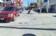 CHOQUE ENTRE UNA MOTOCICLETA Y UNA CAMIONETA EN EL CENTRO DE MONTEMORELOS.