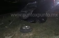 MENOR DE EDAD CHOCA EN CARRETERA NACIONAL EN ALLENDE, DESTROZA AUTO, SE DIRIGÍA A MMORELOS.