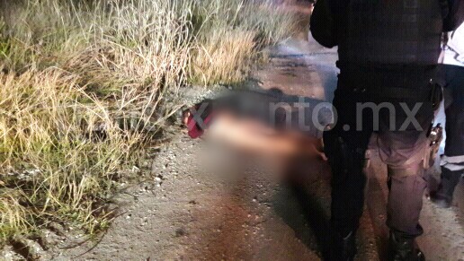 ENCUENTRAN A MUJER MUERTA EN CARRETERA A TERÁN