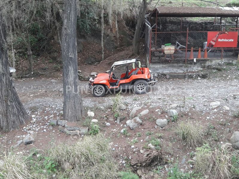 SE ROBAN VEHÍCULO EN MONTEMORELOS LO RECUPERAN POLICÍAS EN ALLENDE.