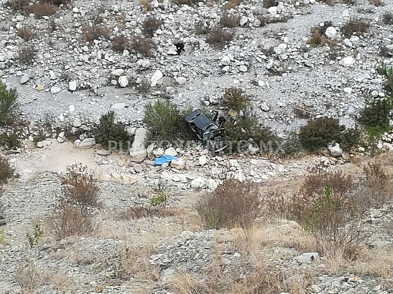 MUERE AL SALIR DE CARRETERA CUANDO CIRCULABA EN SIERRA DE GALEANA A MONTERREY.