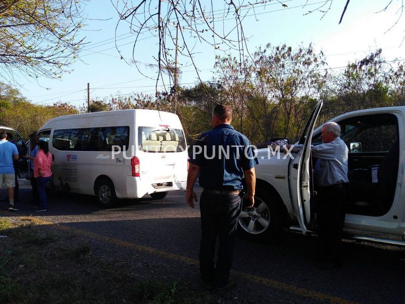 CHOQUE POR ALCANCE EN CARRETERA NACIONAL EN MONTEMORELOS.