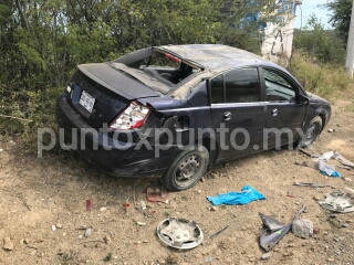 SALE DE CARRETERA EN AVENIDA DE MONTEMORELOS, REPORTAN SOLO DAÑOS MATERIALES.