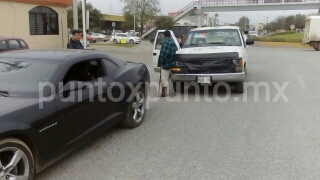 CHOQUE POR ALCANCE EN AVENIDA DE MONTEMORELOS, REPORTAN SOLO DAÑOS