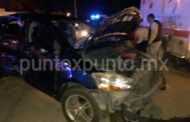 CHOCA FUERZA CIVIL CON AUTO EN CRUCE DE AVENIDAS EN MMORELOS, REPORTAN DOS HERIDOS